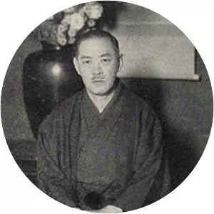 Yoriyasu Arima