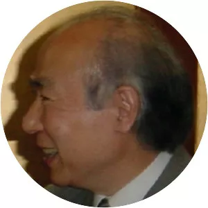 Yoshiki Kuramoto