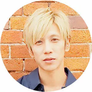 Yoshinari Tokuoka - Musician