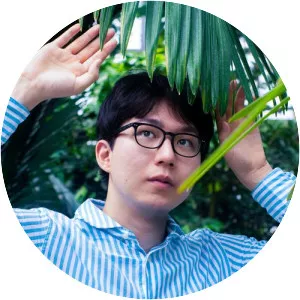 Yoshino Yoshikawa - Musical artist