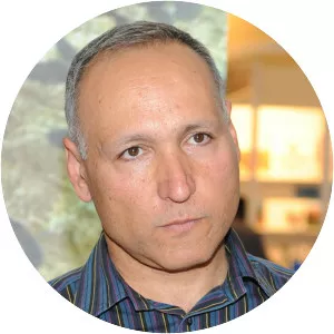 Yossi Avni-Levy - Israeli writer