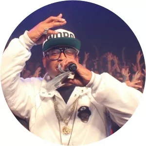 YOUNGGEE - Musical artist