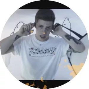 YOUNGGUCCI - Musical artist