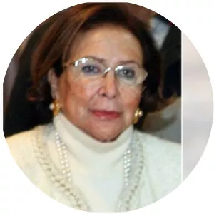 Yousriya Loza Sawiris - Naguib Sawiris' mother