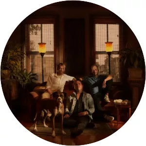 YOUTHFOOL - Musical artist