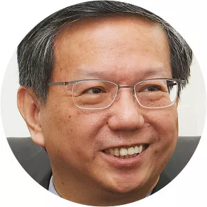 Yuan-Pern Lee
