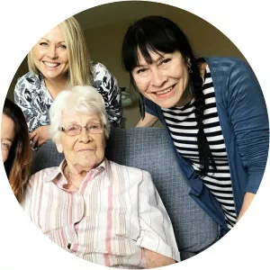 Yuki-Solange Rioux - Mitsou's mother