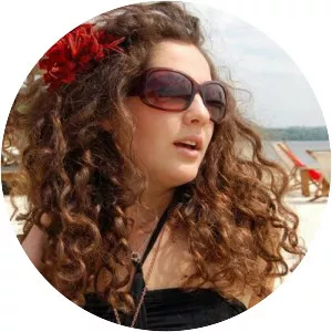 Yuliet Topaz - Musical artist