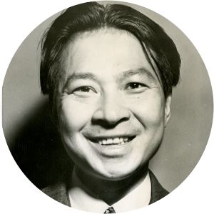 Yun Gee