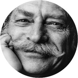 Yurdaer Altıntaş - Graphic designer