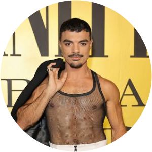 Yurel Echezarreta - Musical artist