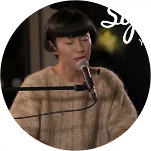 Yuri Kono photograph