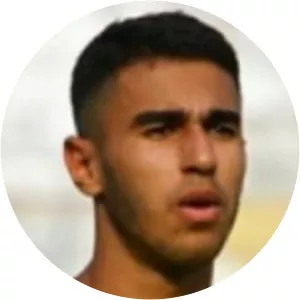 Yusuf Ali Özer - Football player