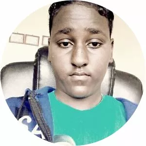 Yusuf Hussein photograph