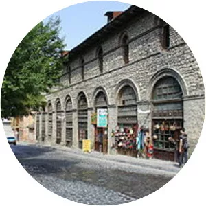 Yuxarı Baş Dövlət Tarix‑. . .