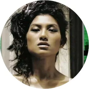 Yuyee Alissa Intusmith