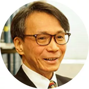 Yuzuru Hashiba - Japanese historian