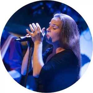 Yvonne Moore Musician - Singer