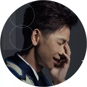 Zhang Zhi Chen - Singer