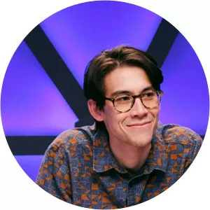 Zac Oyama