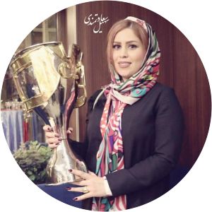 Zahra Dezhvan photograph