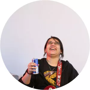 Zahra Paracha - Singer