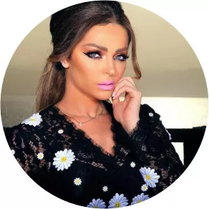 Zain Karazon photograph