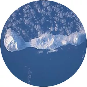 Zavaritski Caldera - Caldera in Russia