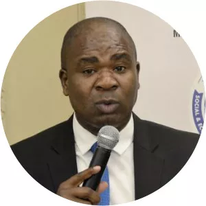 Zavia Mayne - Politician