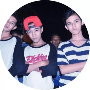 Zbi Crew - Musical artist