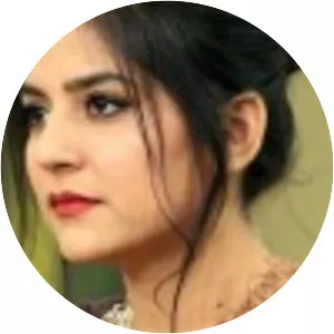 Zeenat Bint-e-Sakina Hazir Ho