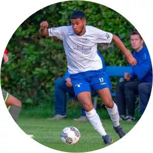 Zefanho Kiriwenno - Football player