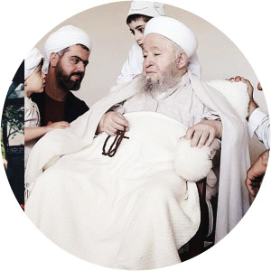 Zehra Ustaosmanoğlu - Mahmut Ustaosmanoğlu's wife