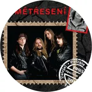 Zemětřesení - Musical group