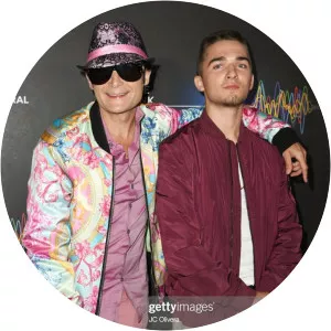 Zen Scott Feldman photograph