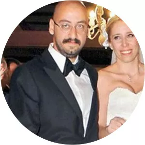 Zeynep Ünlüoğlu - Tarık Ünlüoğlu's daughter