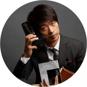 Zhong Lifeng - Musical artist