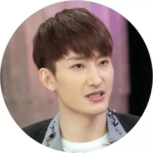 Zhou Mi