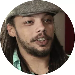 Ziggi Recado - Singer