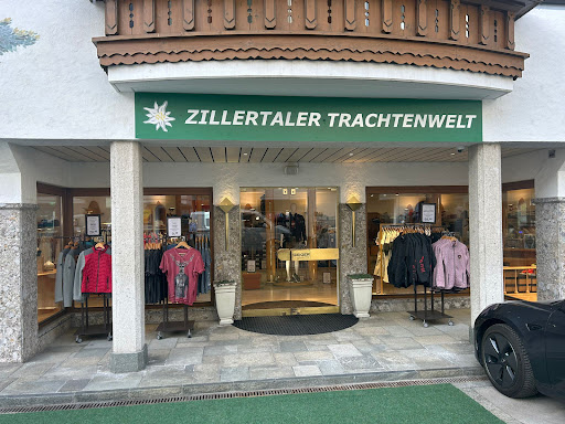 Zillertaler Trachtenwelt Filiale Mayrhofen - Clothing store in Mayrhofen, Austria
