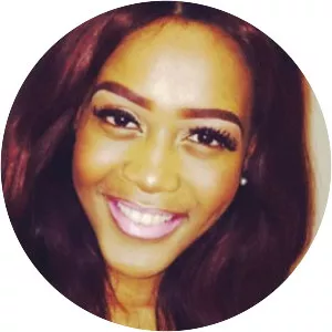 Zinhle Ngidi - Singer