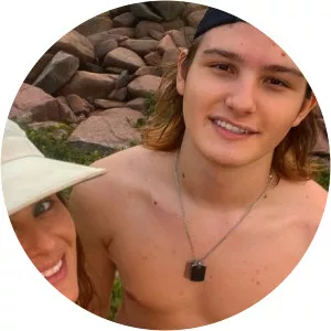 Zion Fontana Jacomossi - Isabeli Fontana's son