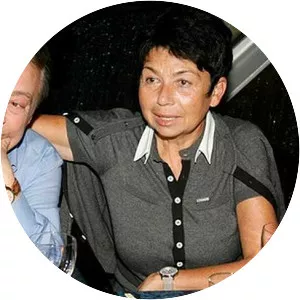 Zlata Elbaum - Alisa Khazanova's mother