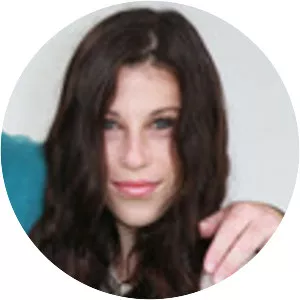 Zoe Glaser - Paul Michael Glaser's daughter