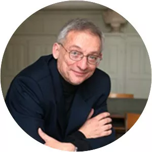 Zoltán Gyöngyössy - Flutist