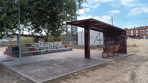 Zona joven - Park in Velilla de San Antonio, Spain