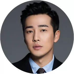 Zou Tingwei (Trâu Đình Uy)