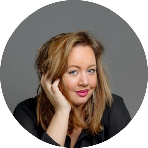 Zsuzsanna Adam - Singer