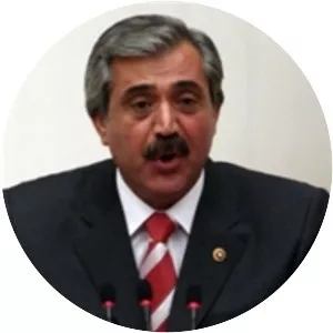 Zülfükar İzol