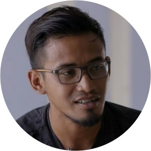 Zulia Mahendra photograph